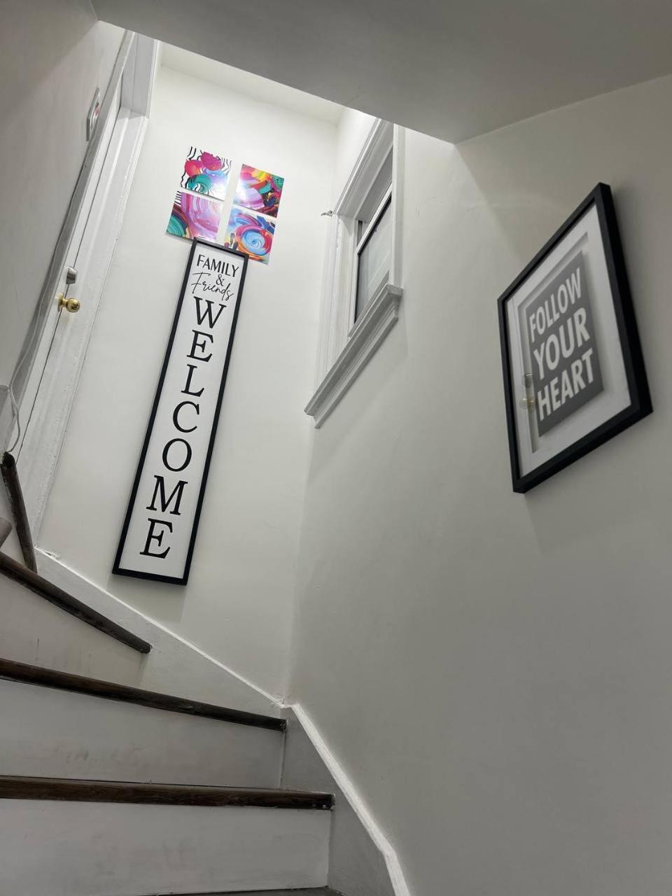 #1 Convvy-Nient Residence! Торонто Экстерьер фото